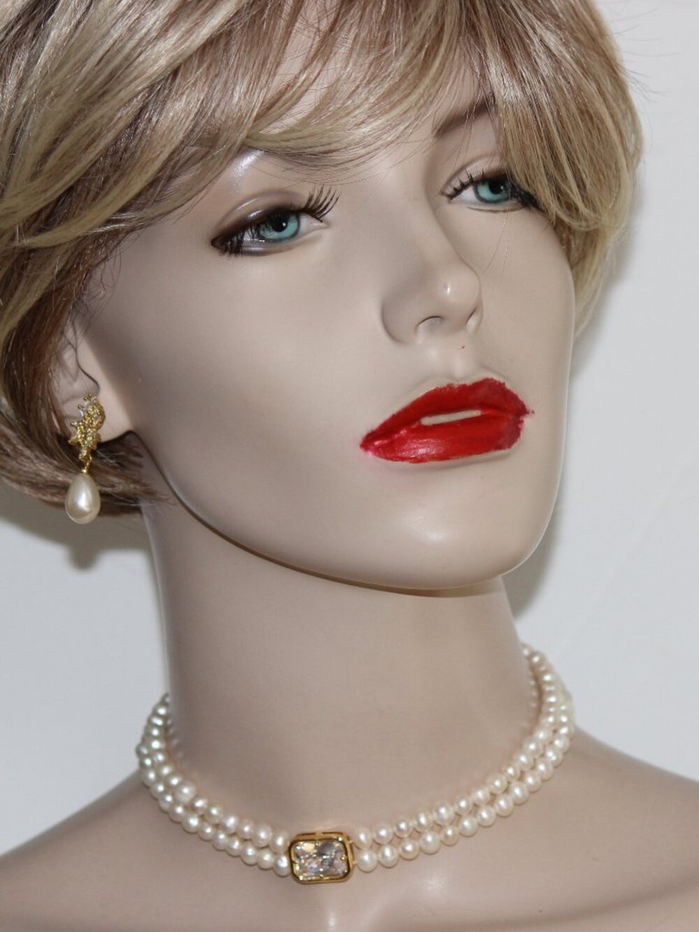 2 Strand of freshwater pearls necklace/choker with rectangle Cubic zircon center